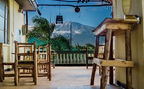 Hill View Garden Hotel